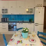 La Casa Azzurra * 라마달레나